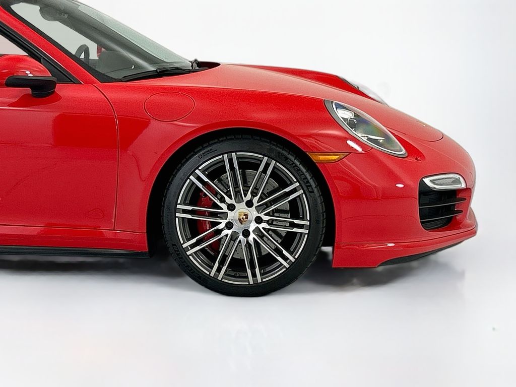 Thumbnail: 2014 Porsche 911 - 11