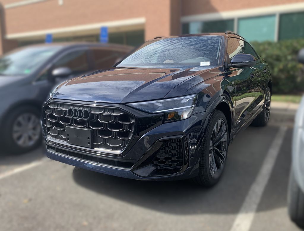 Thumbnail: 2026 Audi Q8 - 3
