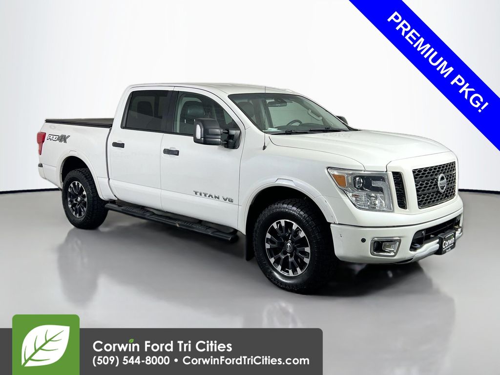 2018 Nissan Titan PRO-4X Crew Cab 4WD