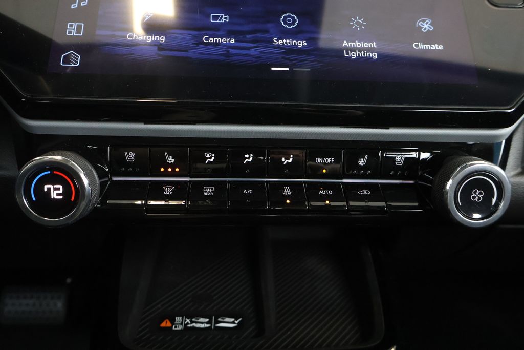 Thumbnail: 2027 Chevrolet Bolt EV - 24