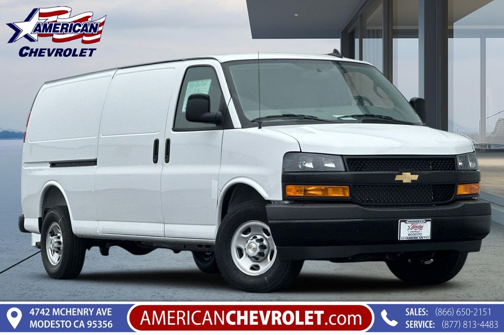 2025 Chevrolet Express Cargo 3500 RWD
