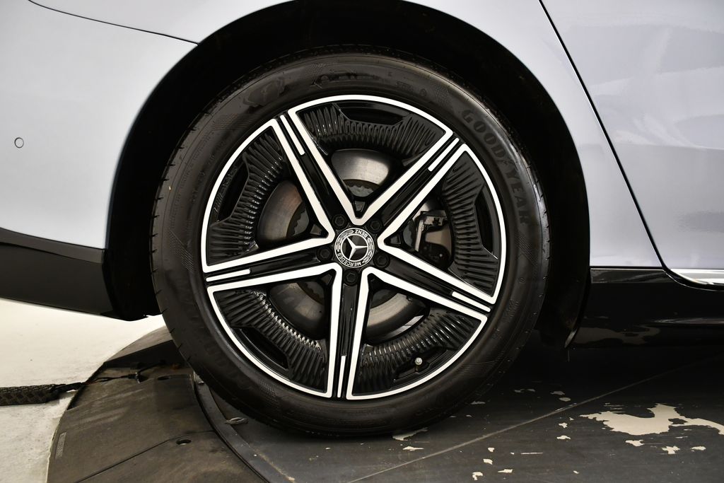 Thumbnail: 2023 Mercedes-Benz EQS - 14