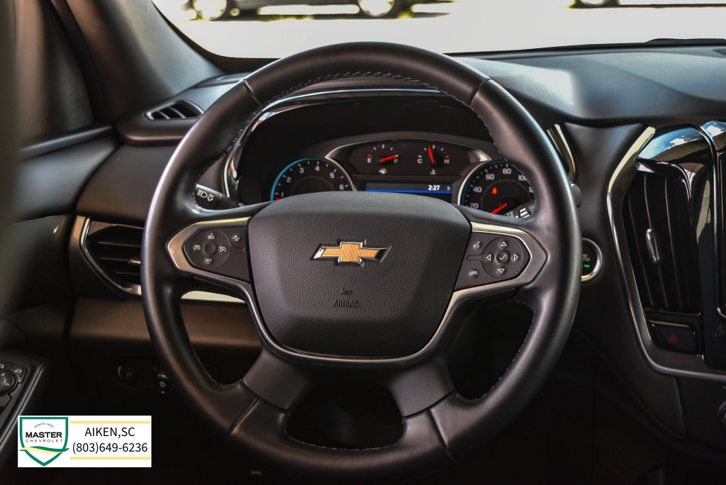 Used 2023 Chevrolet Traverse SUV