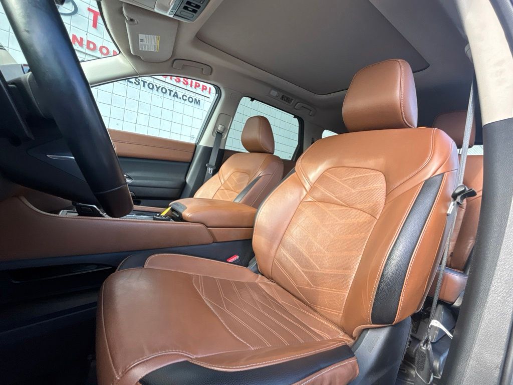 Used 2023 Nissan Pathfinder SUV