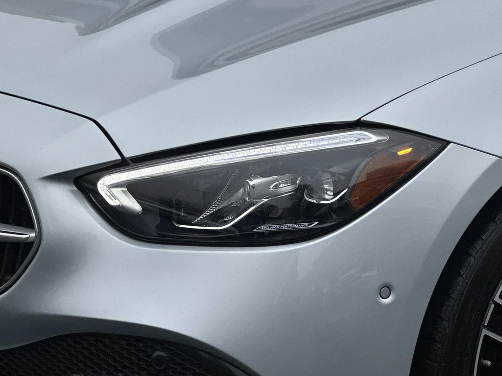 Thumbnail: 2025 Mercedes-Benz C-Class - 3