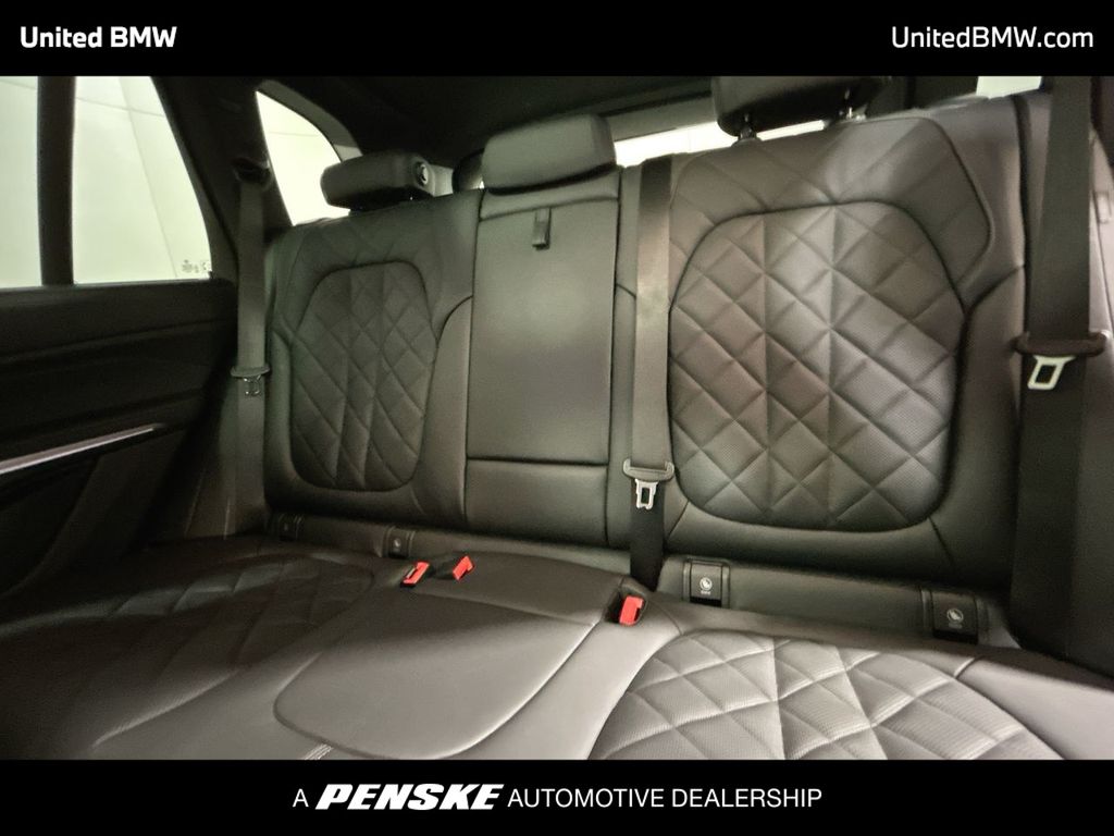 Thumbnail: 2026 BMW X5 - 21