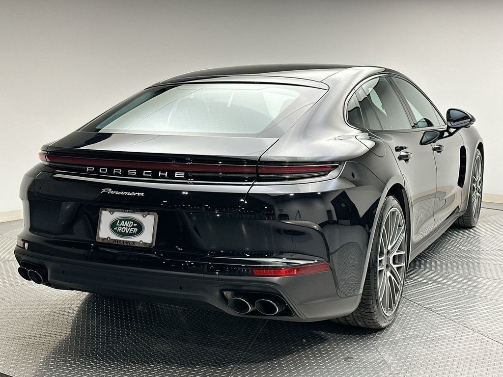 2024 Porsche Panamera Base 2