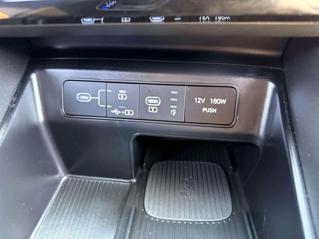 Used 2025 Hyundai Santa Cruz Truck