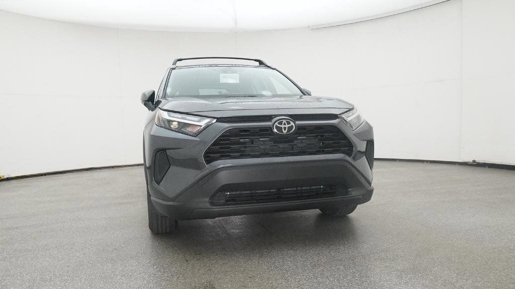 2025 Toyota RAV4 XLE 4