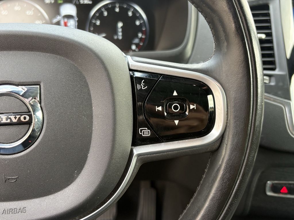 2020 Volvo XC90 T5 Momentum White at Ultimate Motorsports