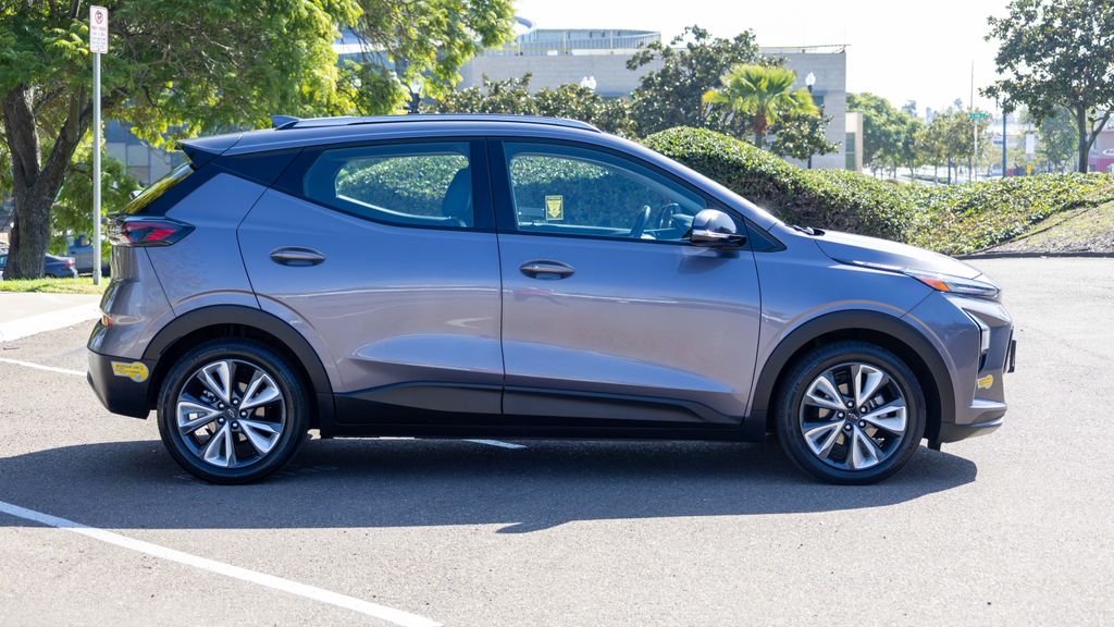 Used 2022 Chevrolet Bolt EUV LT 4D Sport Utility