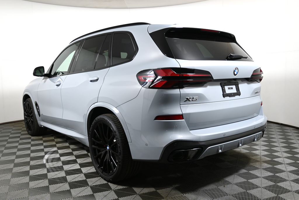 Thumbnail: 2026 BMW X5 - 5