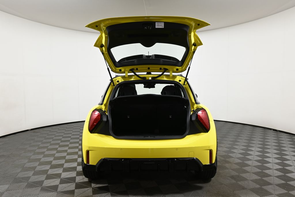 Thumbnail: 2026 MINI Cooper - 24