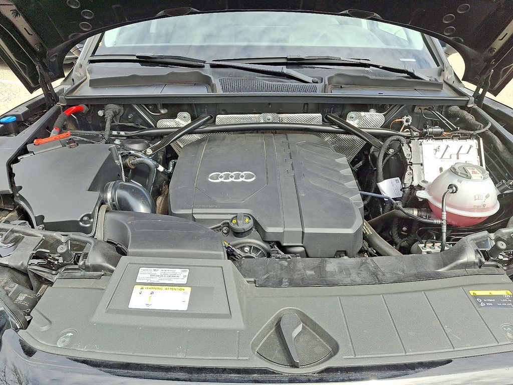 Thumbnail: 2022 Audi Q5 - 30