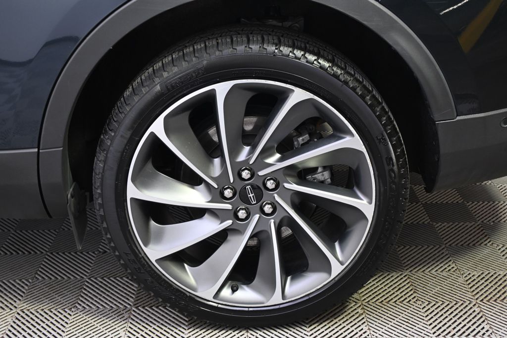 Certified Used 2023 Blue Lincoln Reserve image 19