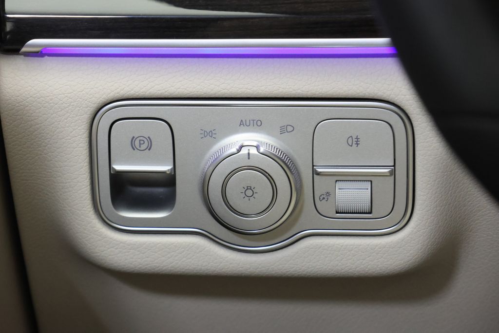 Thumbnail: 2026 Mercedes-Benz GLS - 19