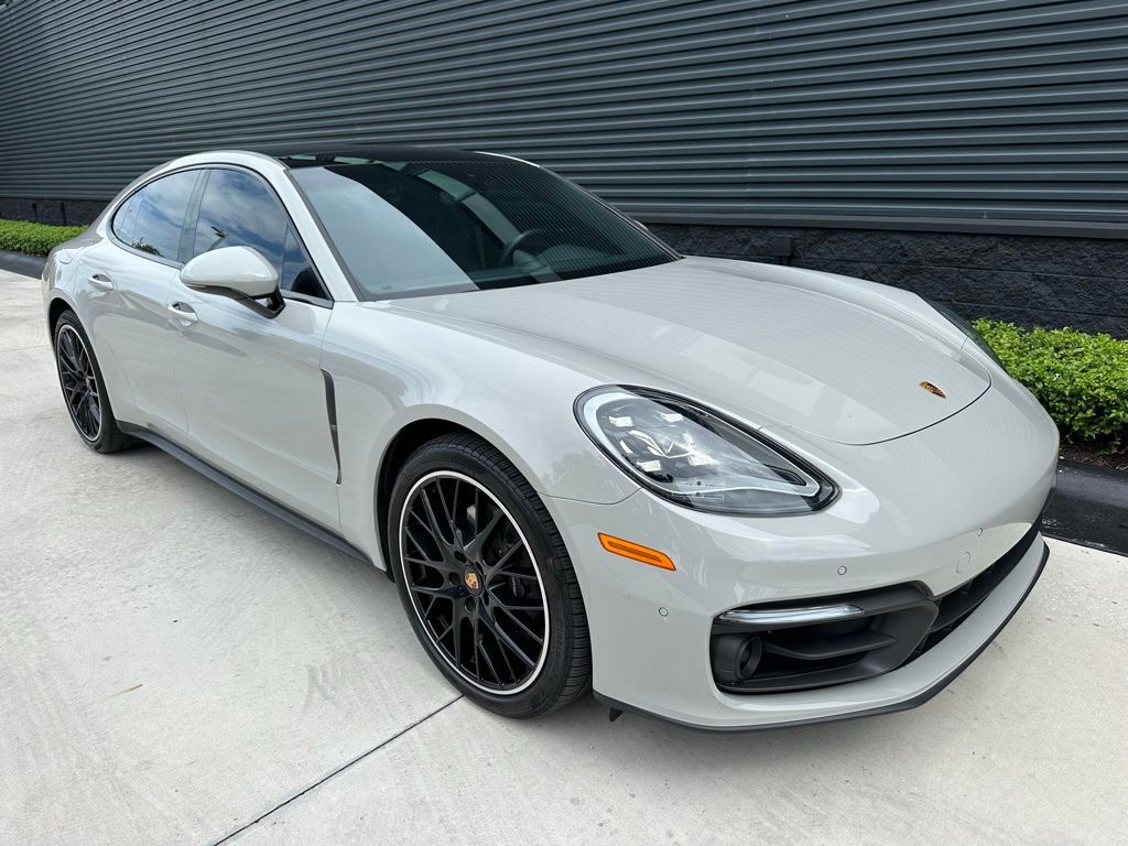 Thumbnail: 2023 Porsche Panamera - 12