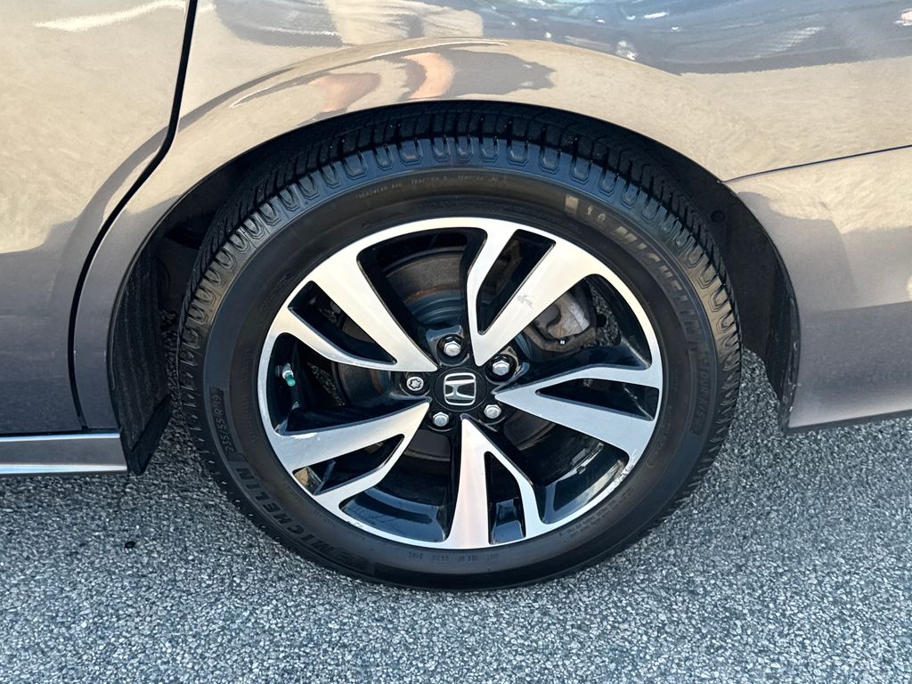 Used 2018 Gray Honda Elite image 48