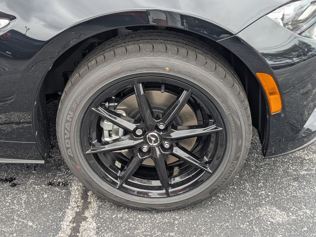 2025 Mazda MX-5 Miata Sport