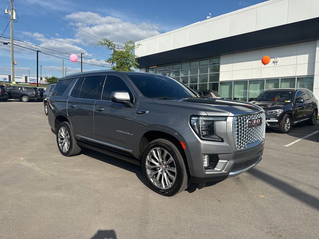 2021 GMC Yukon 4WD Denali's photo