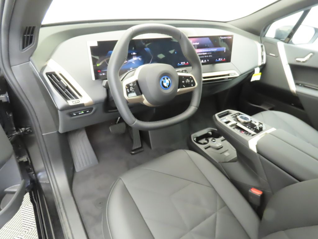 2025 BMW iX xDrive50 9