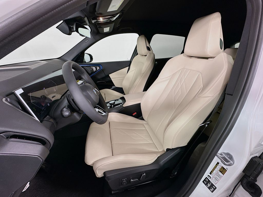 Thumbnail: 2026 BMW X3 - 16