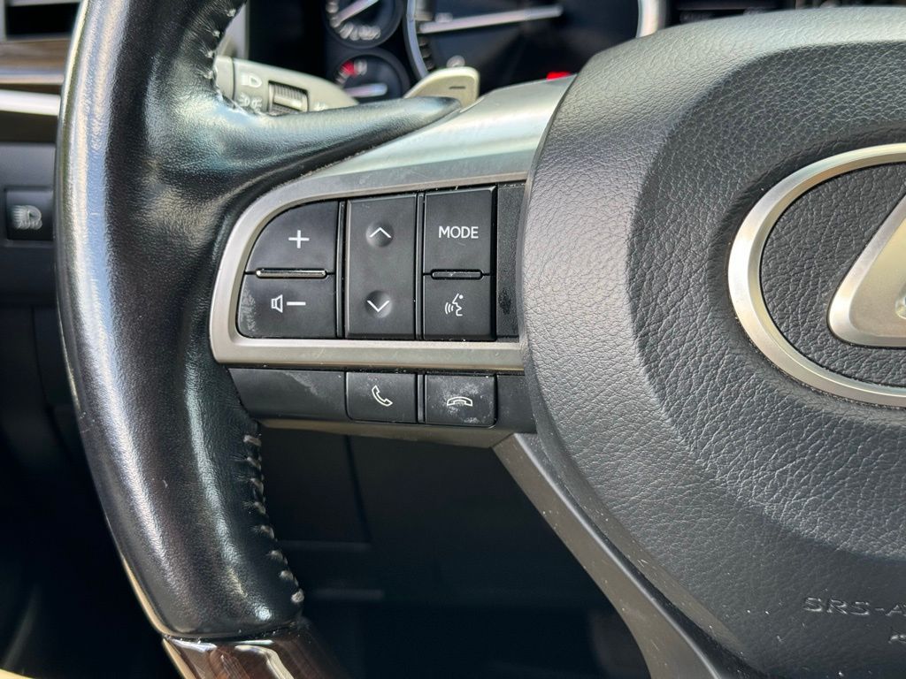 2020 Lexus LX 570 34