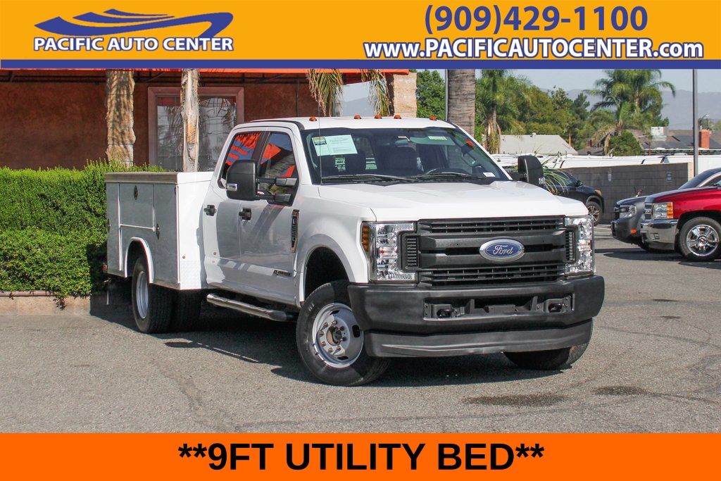 2019 Ford F-350 Super Duty Chassis XL Crew Cab DRW 4WD