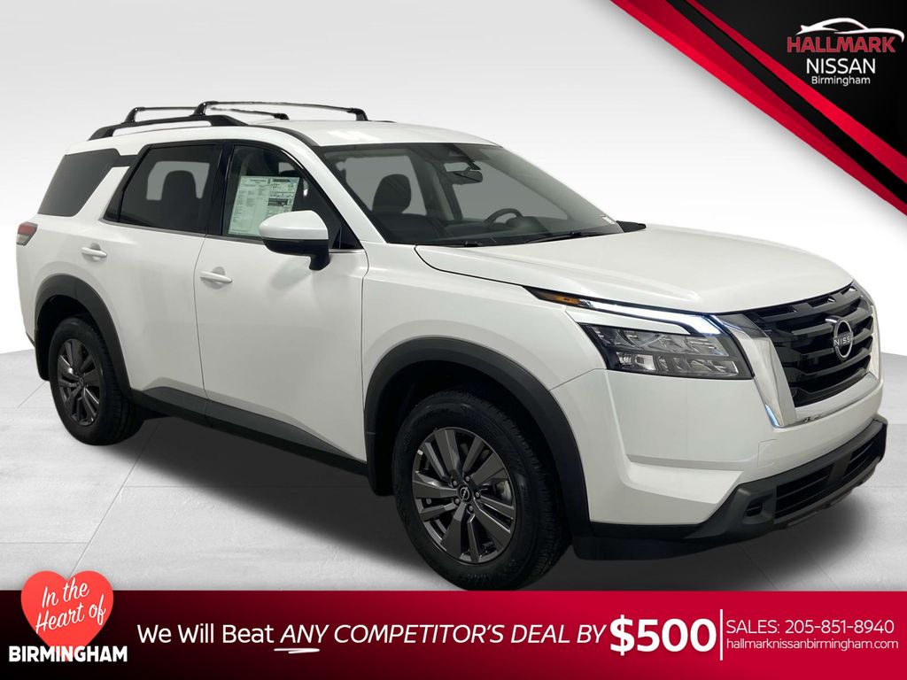2025 Nissan Pathfinder SV