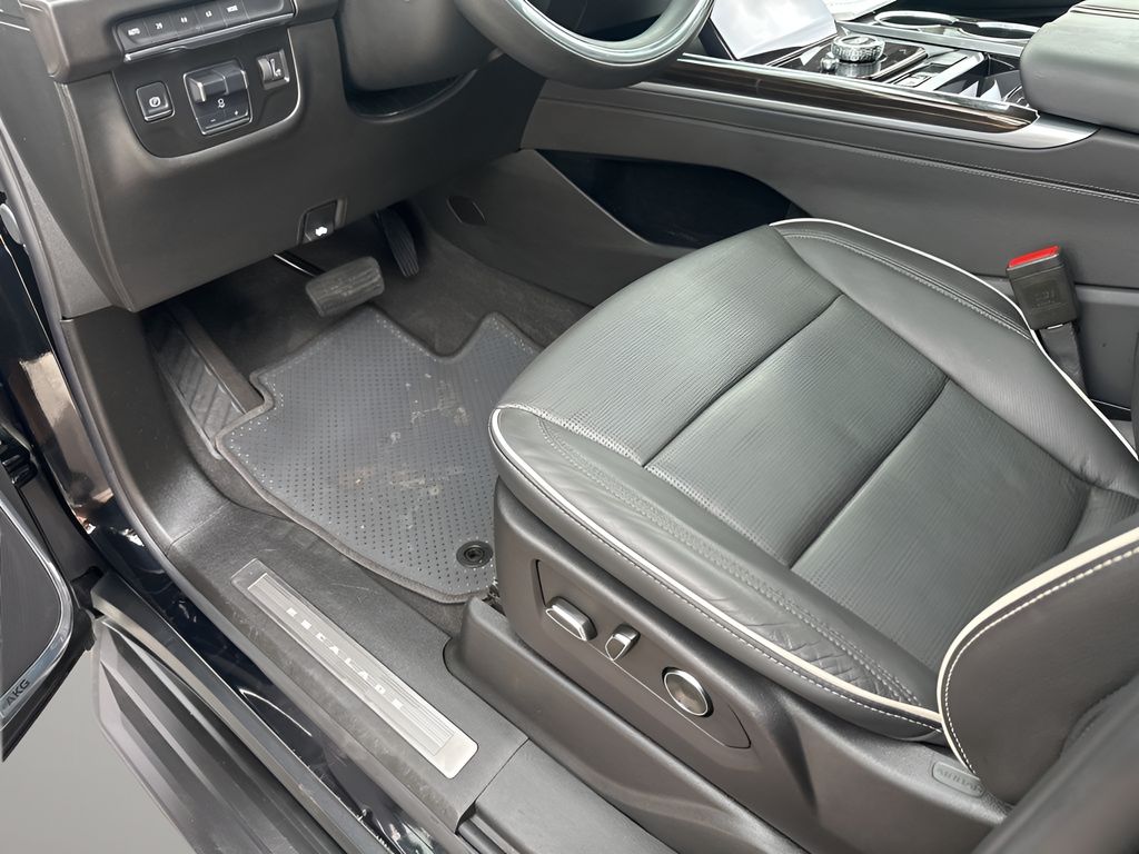 Used Car 2025 Cadillac Escalade  Premium Luxury For Sale Under $100,000 In Austin, Texas