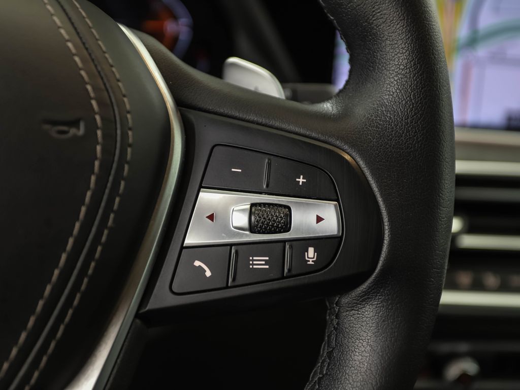 Thumbnail: 2022 BMW X5 - 14