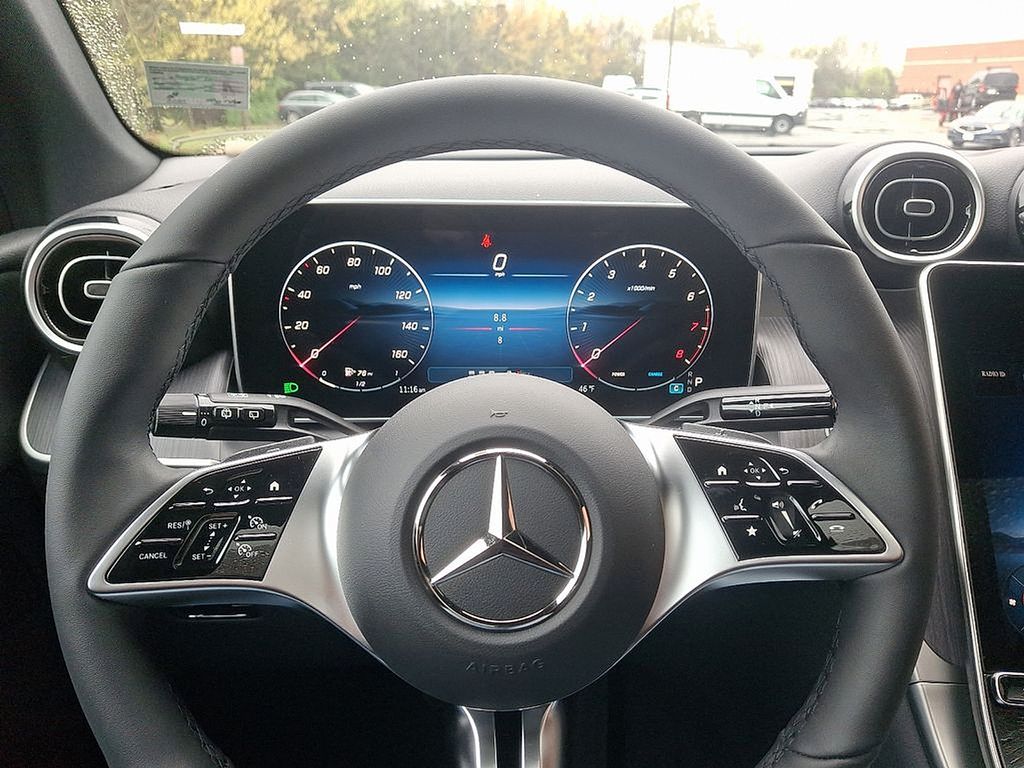 Thumbnail: 2025 Mercedes-Benz GLC - 16