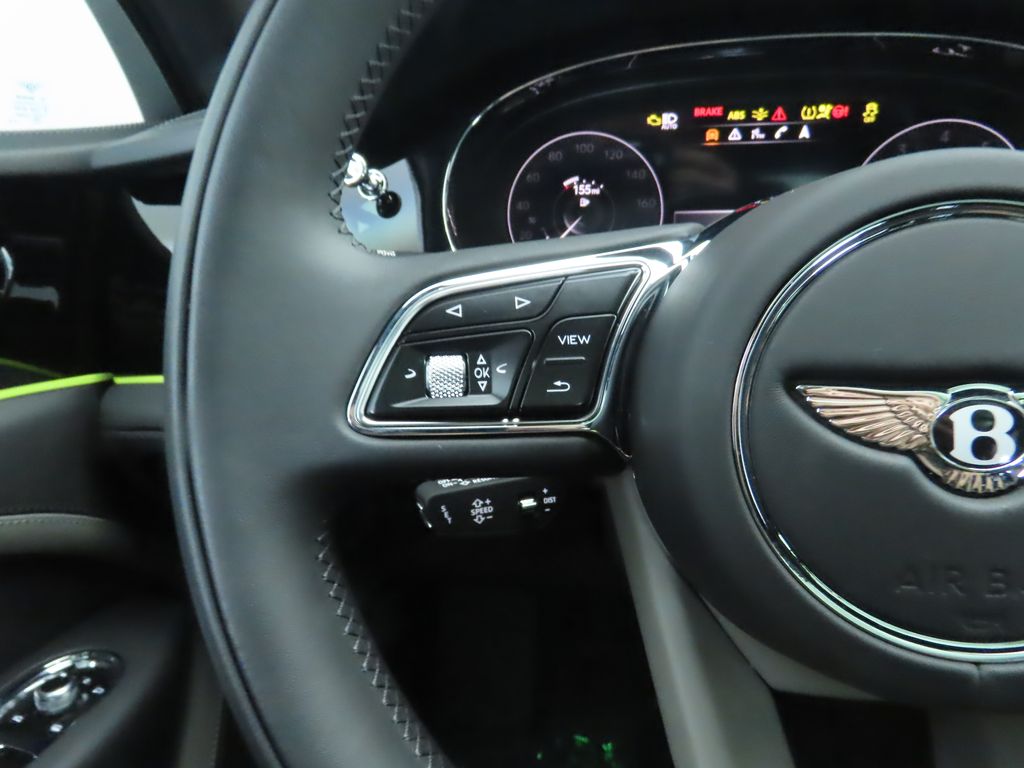 Thumbnail: 2023 Bentley Bentayga - 11