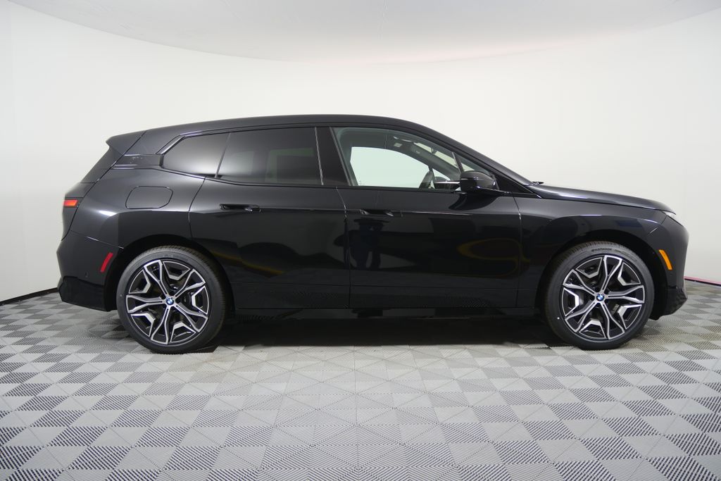 Thumbnail: 2026 BMW iX - 2