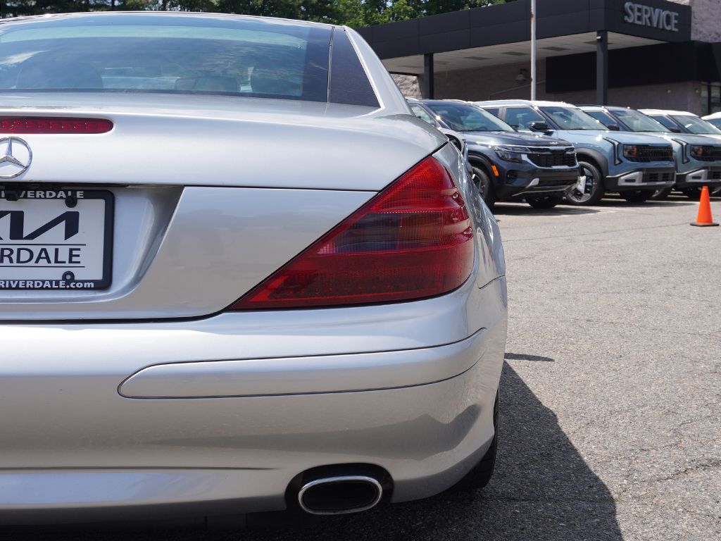 Used 2005 Silver Mercedes-Benz SL 500 image 13