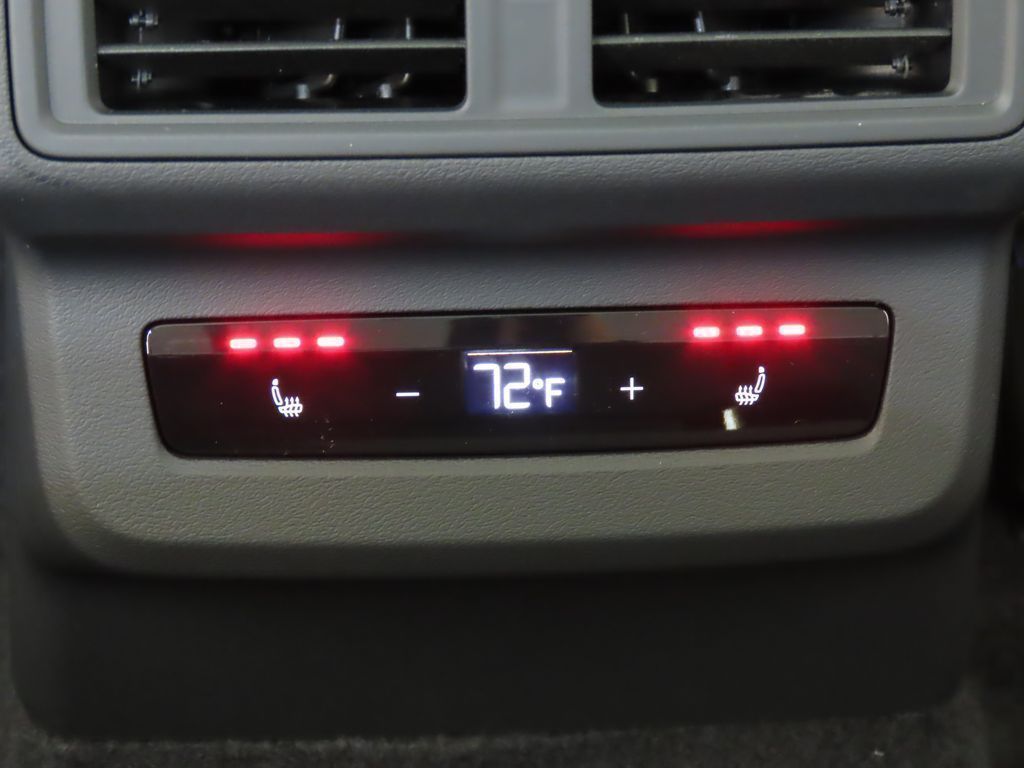 Thumbnail: 2025 Audi Q5 - 25