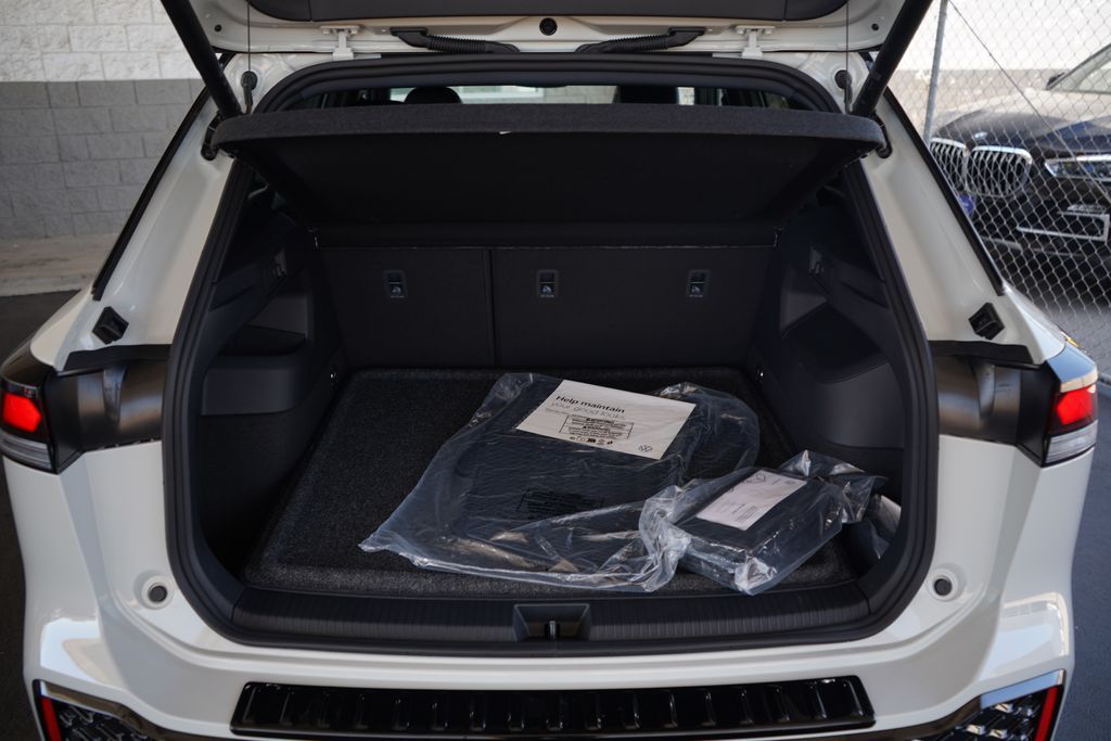 Thumbnail: 2026 Volkswagen Tiguan - 11
