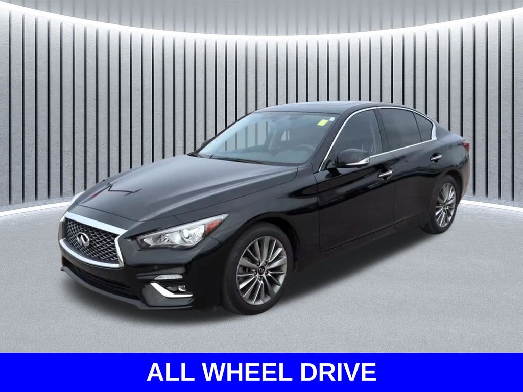 2023 INFINITI Q50 Luxe AWD