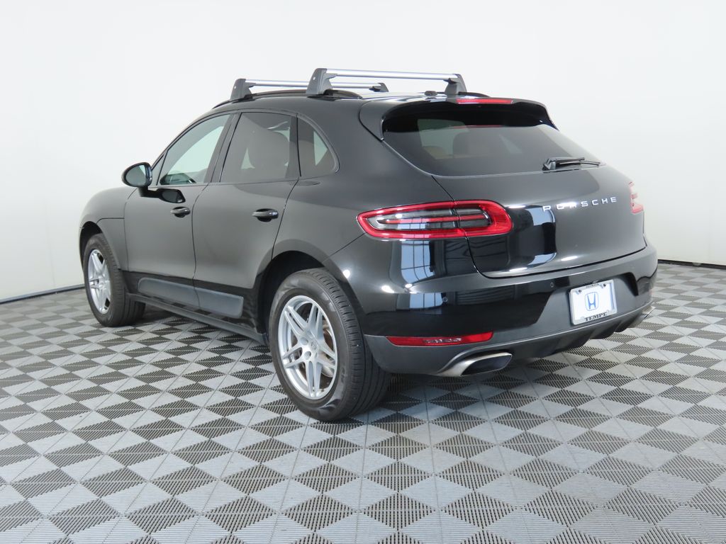 2017 Porsche Macan Base 7