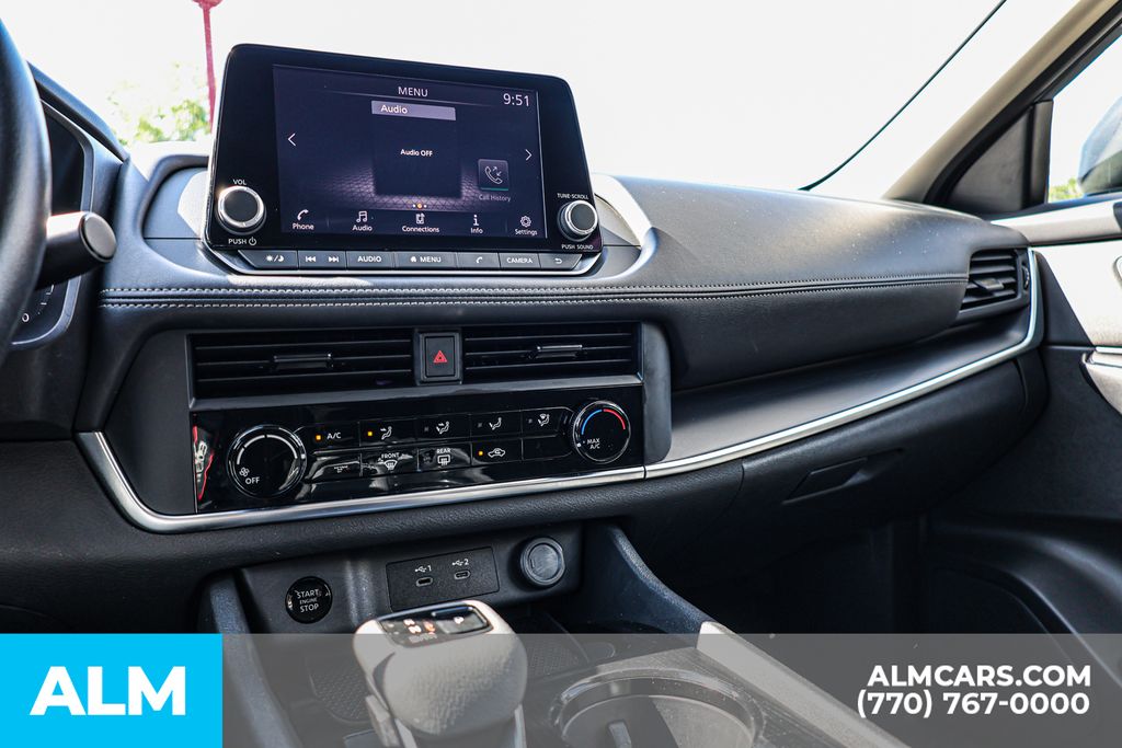 Used 2024 Gray Nissan S image 38