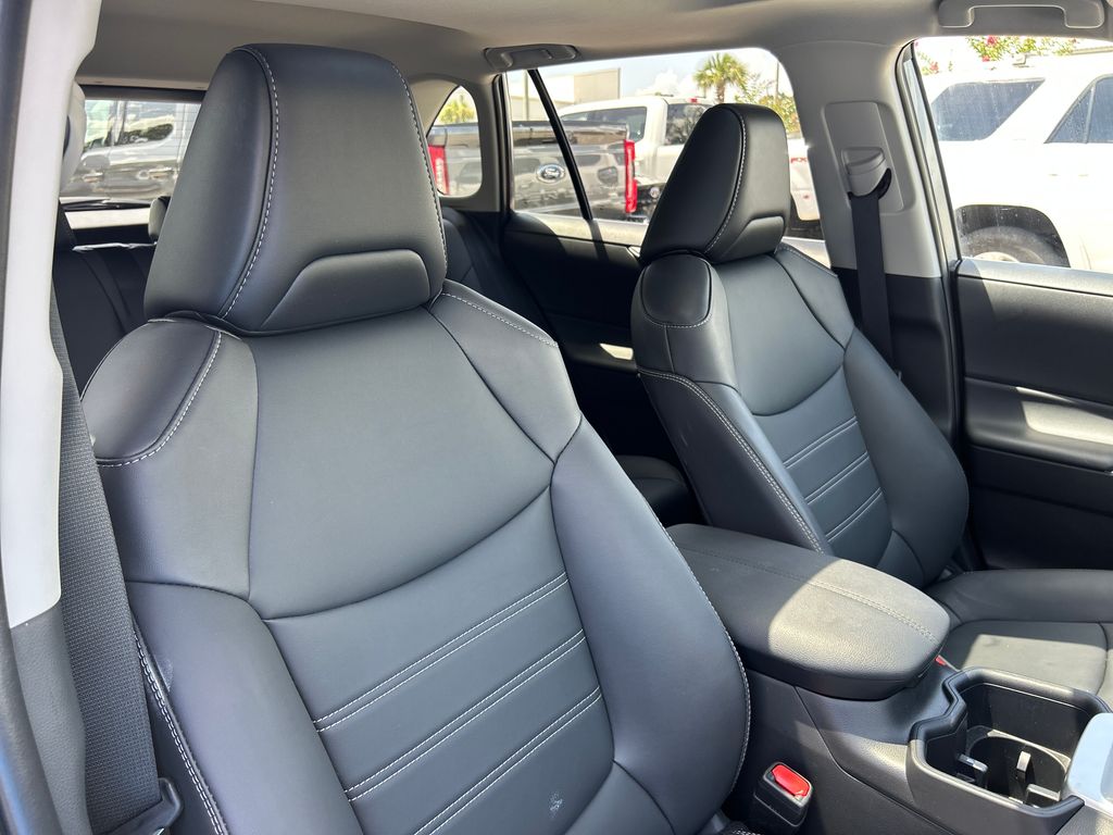 2025 Toyota RAV4 XLE Premium FWD SUV