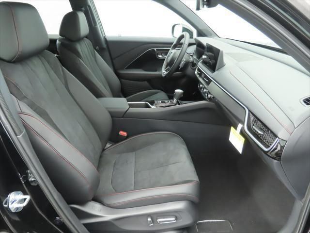 Thumbnail: 2025 Acura ADX - 18