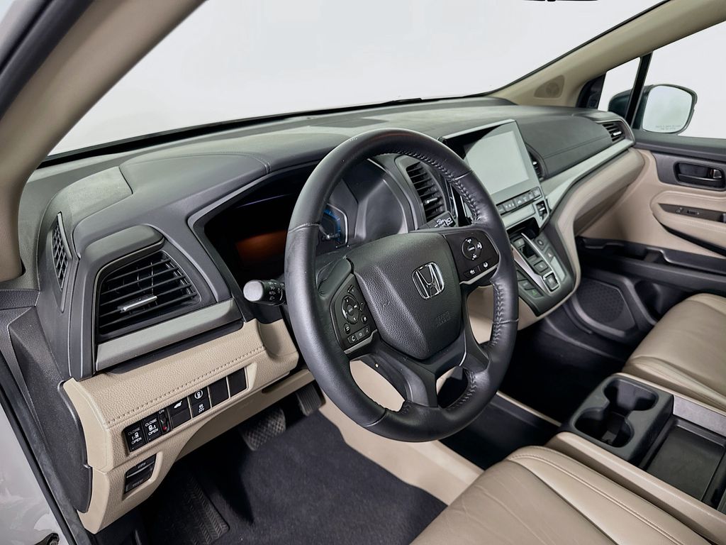 Thumbnail: 2022 Honda Odyssey - 9