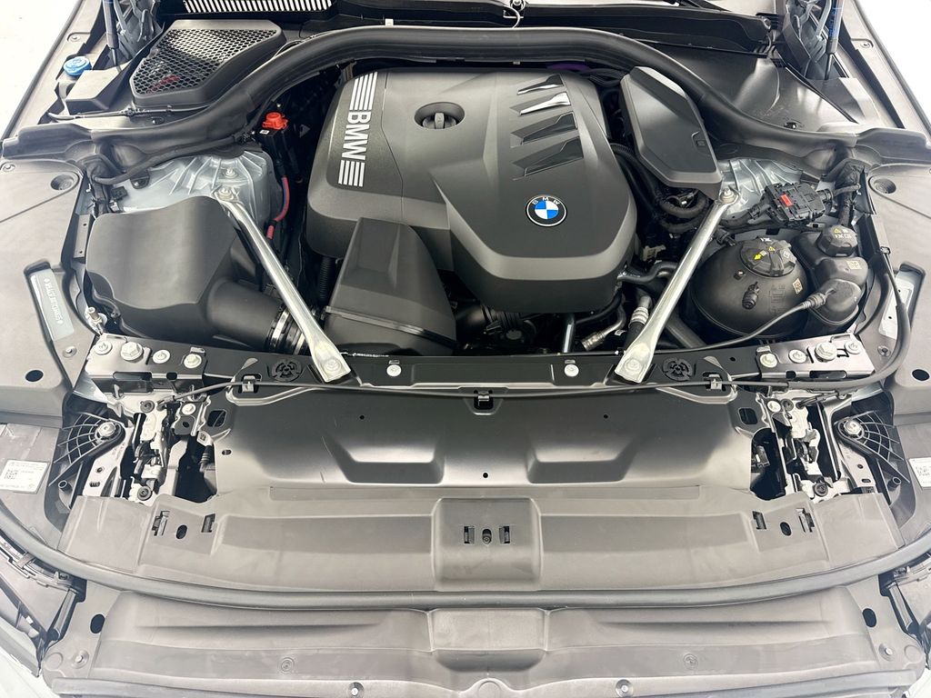 Thumbnail: 2026 BMW 5 Series - 28