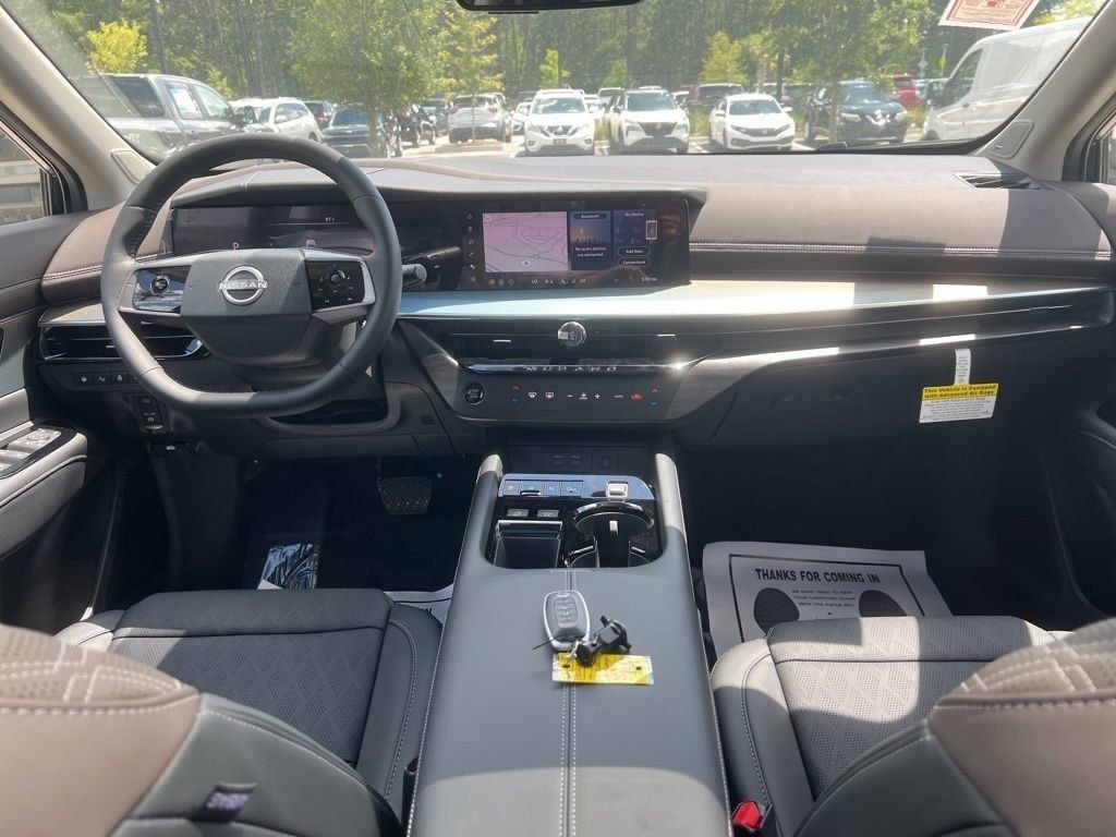 2025 Champagne Silver Metallic Nissan Murano Platinum AWD SUV