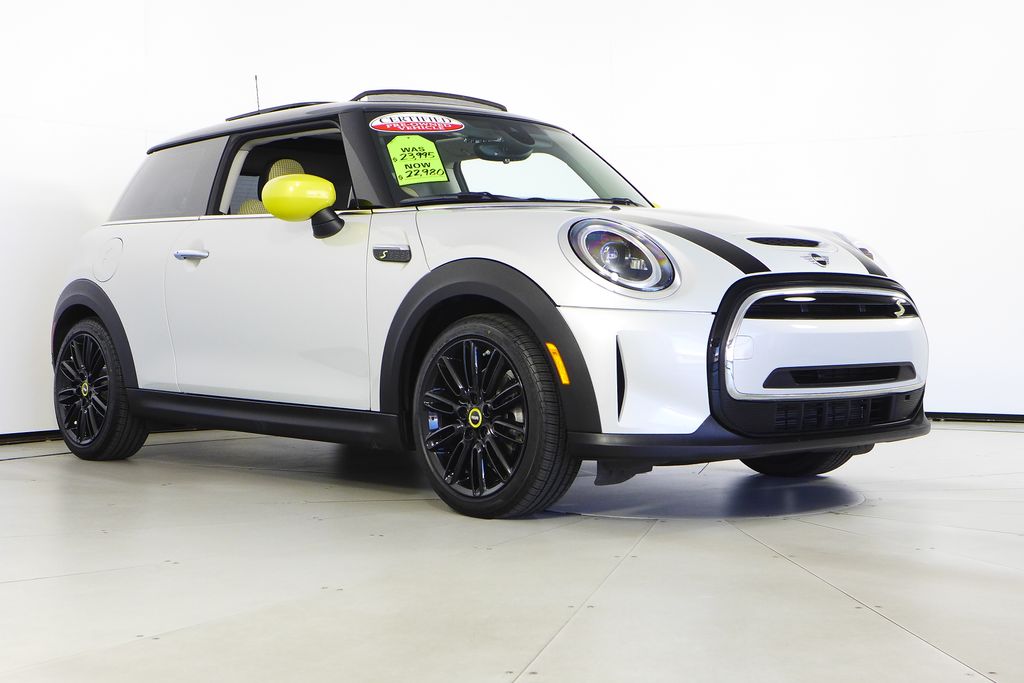 Thumbnail: 2022 MINI Cooper - 4