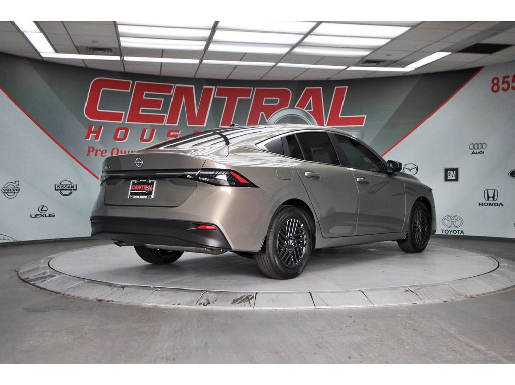 2026 Nissan Sentra SV - 4
