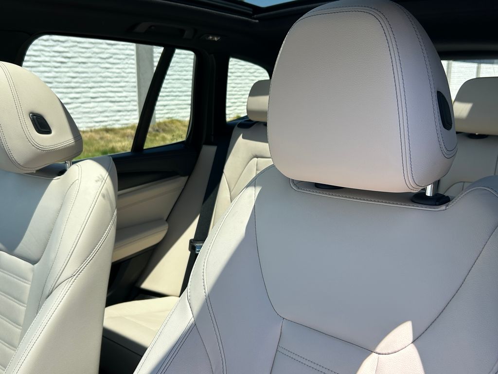 2022 BMW X3 M40i 14