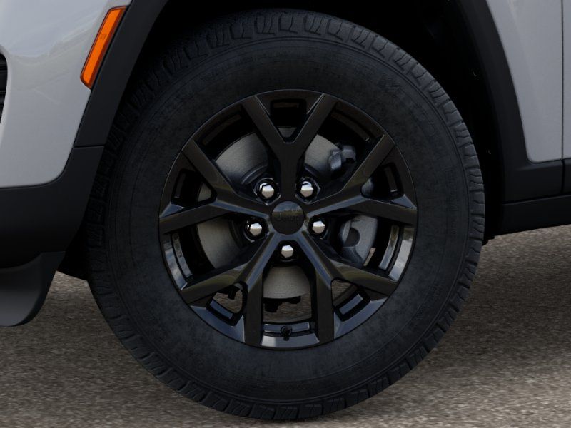 New 2025 White Jeep Altitude X image 8