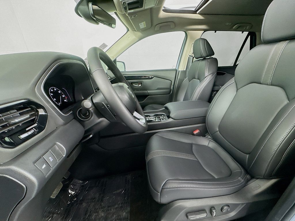 New Car 2025 Honda Pilot  Touring+ For Sale Under $50,000 In Austin, Texas